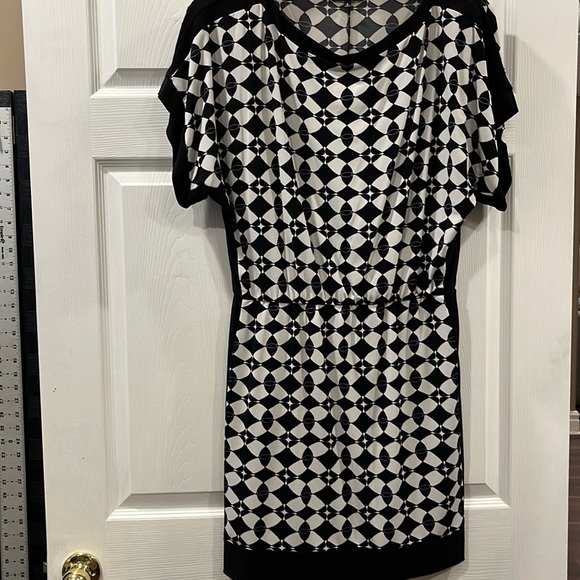 CHAUS DRESS! - Picture 1 of 4